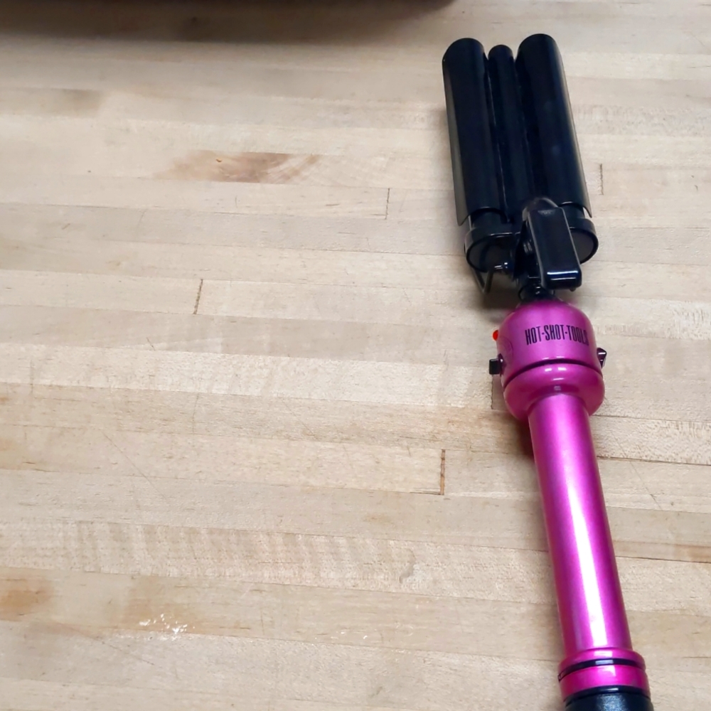 Triple barrel waver